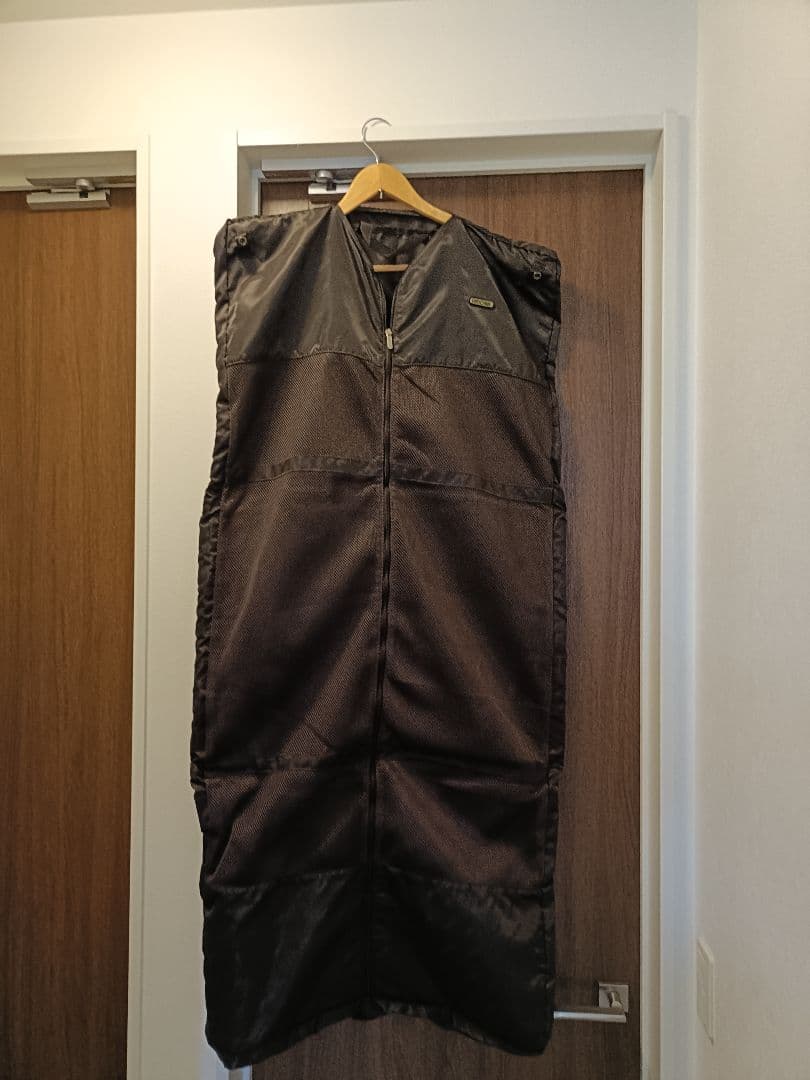 リモワ　トパーズ チタニウム