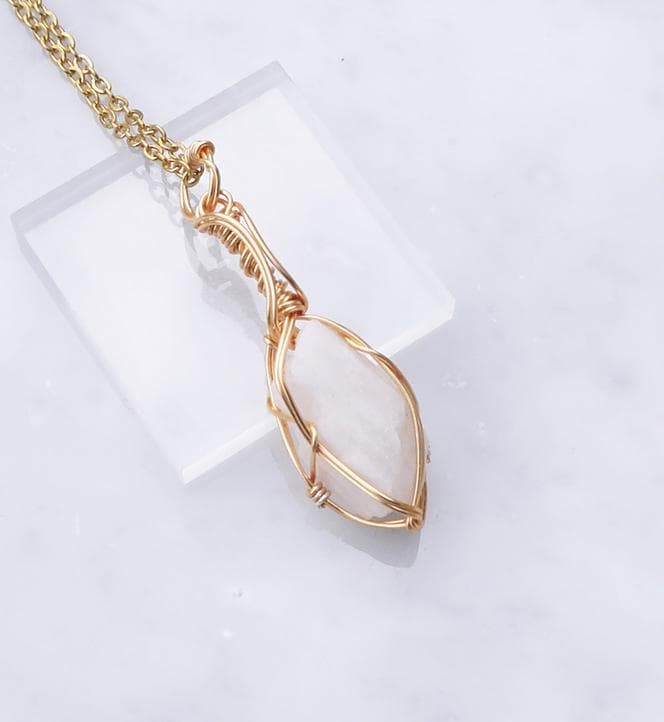 高品質 ベリロナイト ペンダント◇