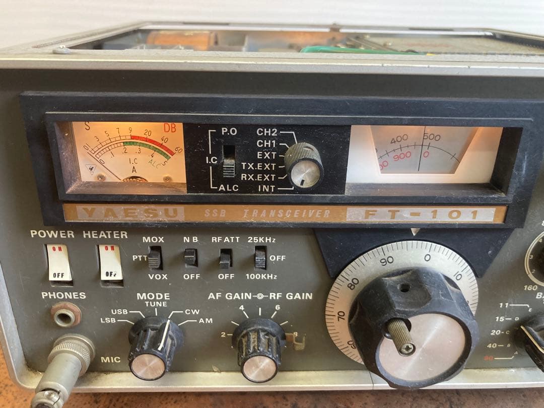 FT101 トランシーバー 動作未確認ジャンク品
