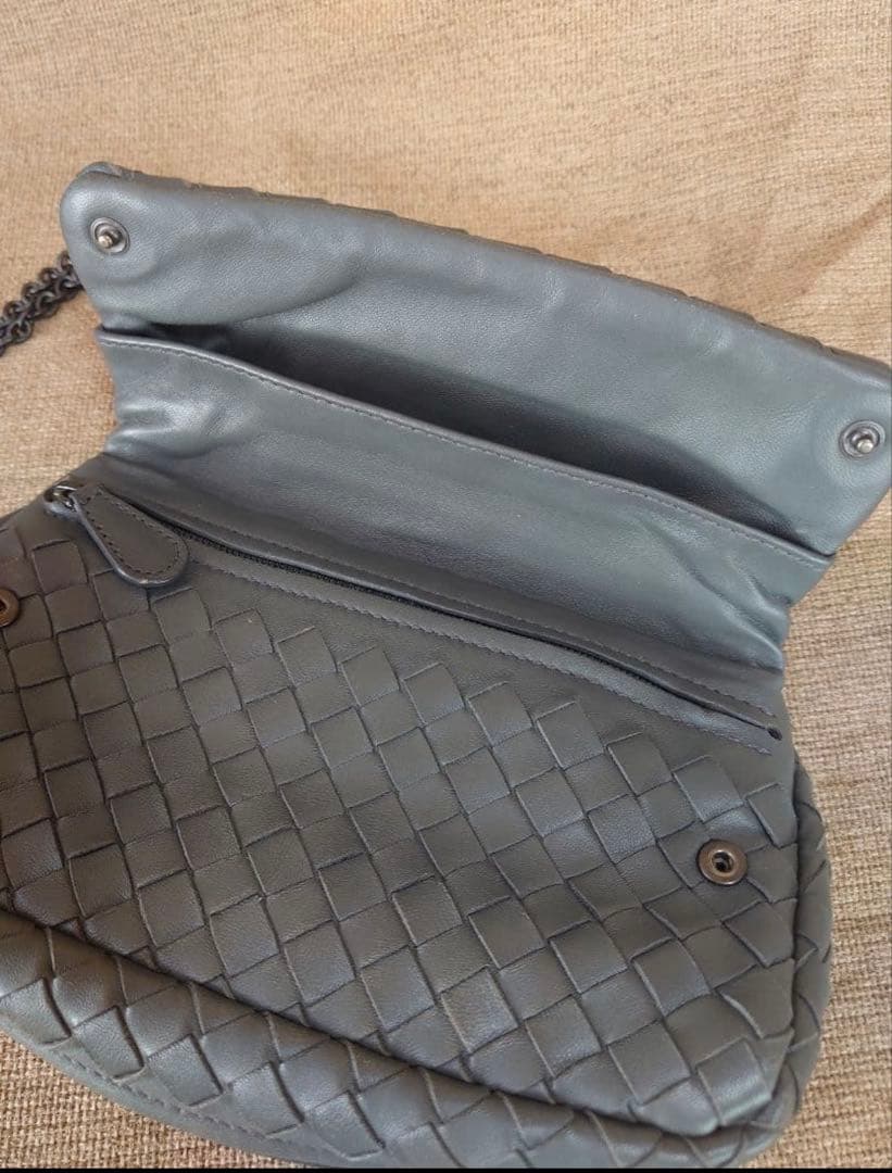 Bottega Veneta イントレチャート チェーン バッグ グレー