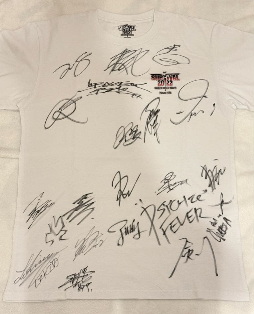 〈期間限定値下げ〉THE SURVIVAL 2022 サイン入り Tシャツ