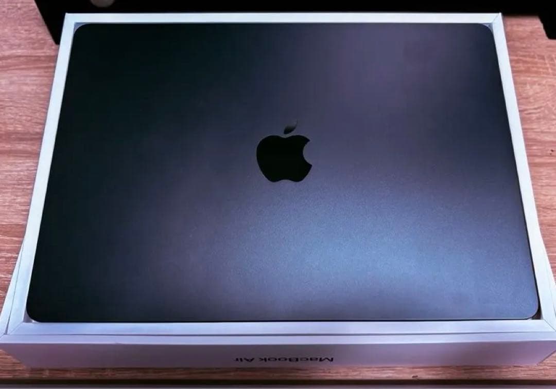 MacBook M2 8GB 箱あり 2022 13インチMacBook Air