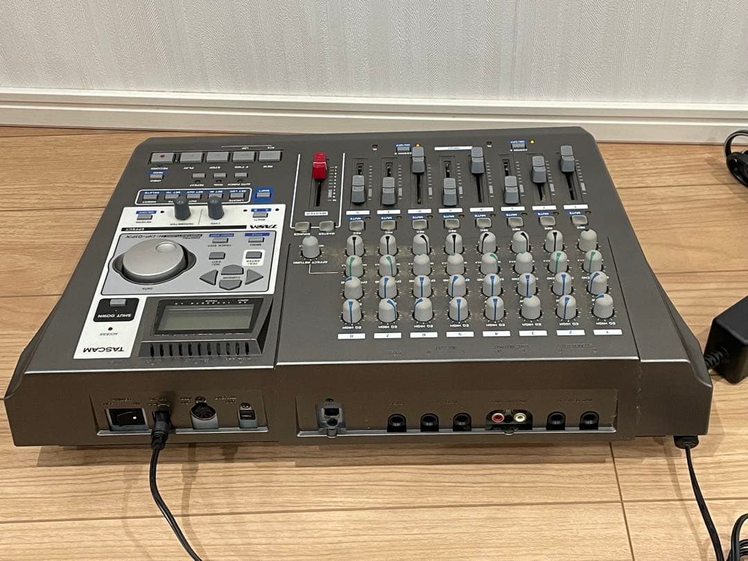 TASCAM HDDマルチトラックレコーダー DP-01FX