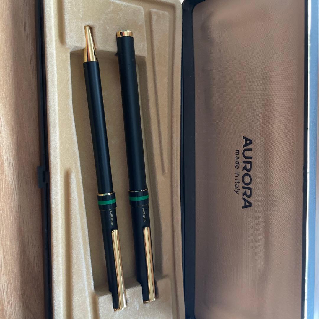 AURORA万年筆、ボールペンのセット