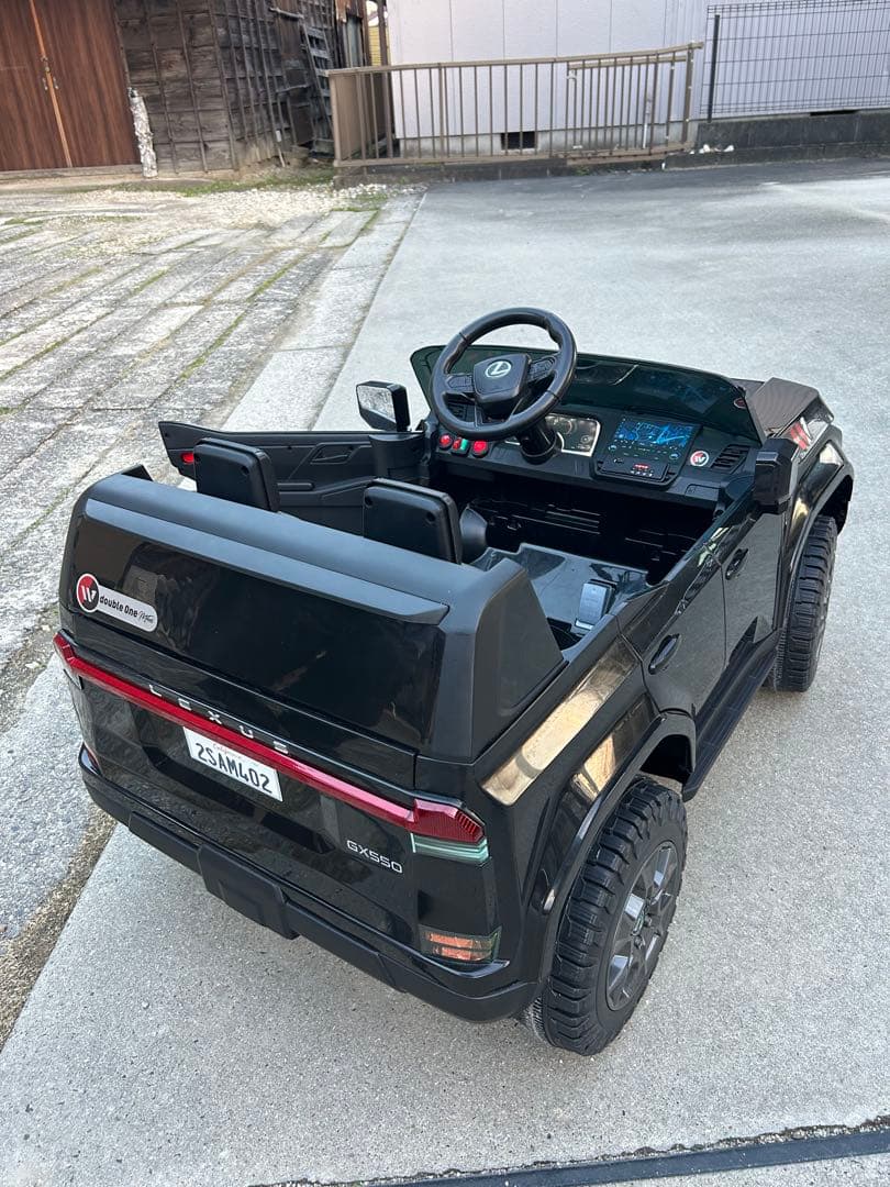 国内配送送料込み！！　電動乗用ラジコンカー GX550 超大型二人乗り SUV