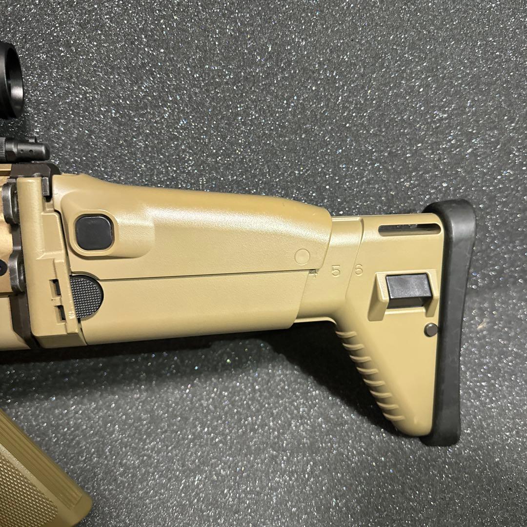 東京マルイ SCAR-L次世代電動ガン タンカラー スコープ付き