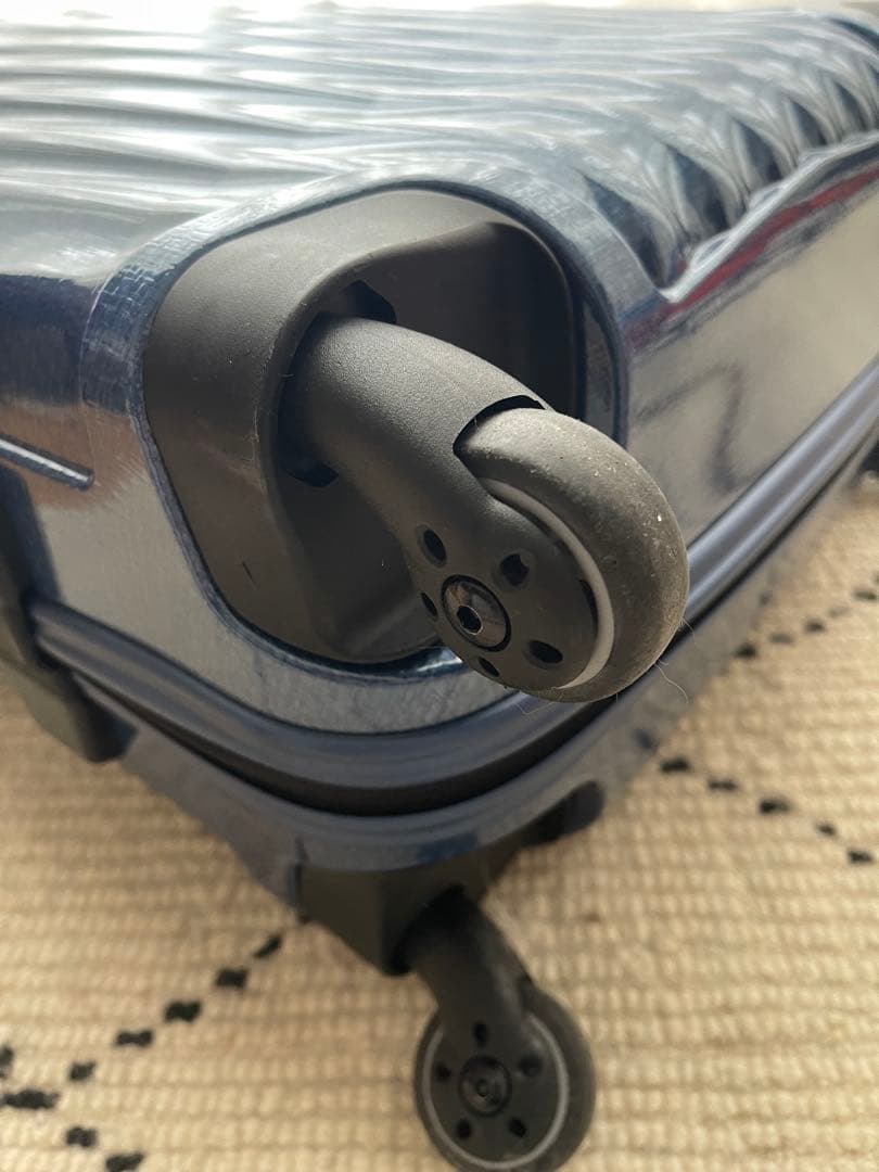 サムソナイト　コスモライト　スピナー55