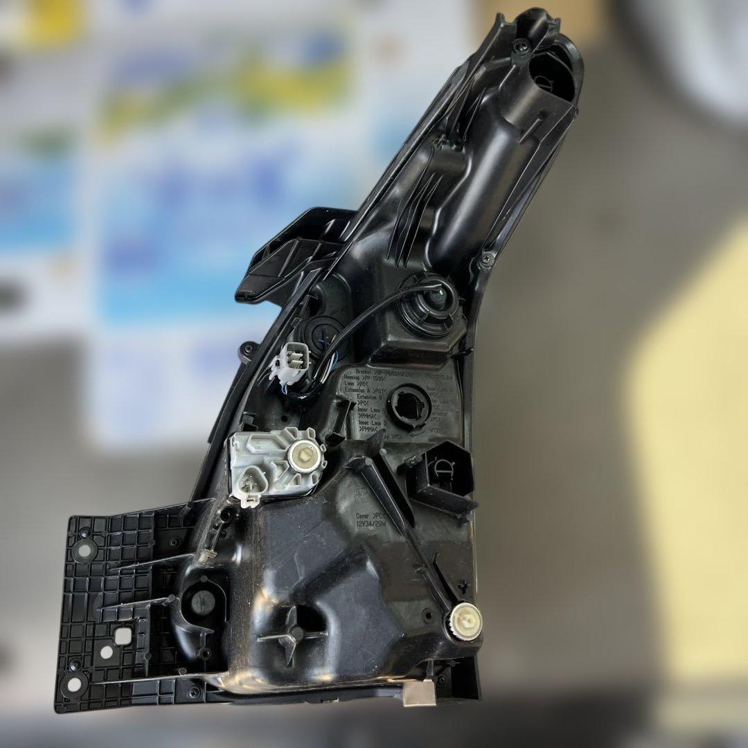 ワゴンRヘッドライト