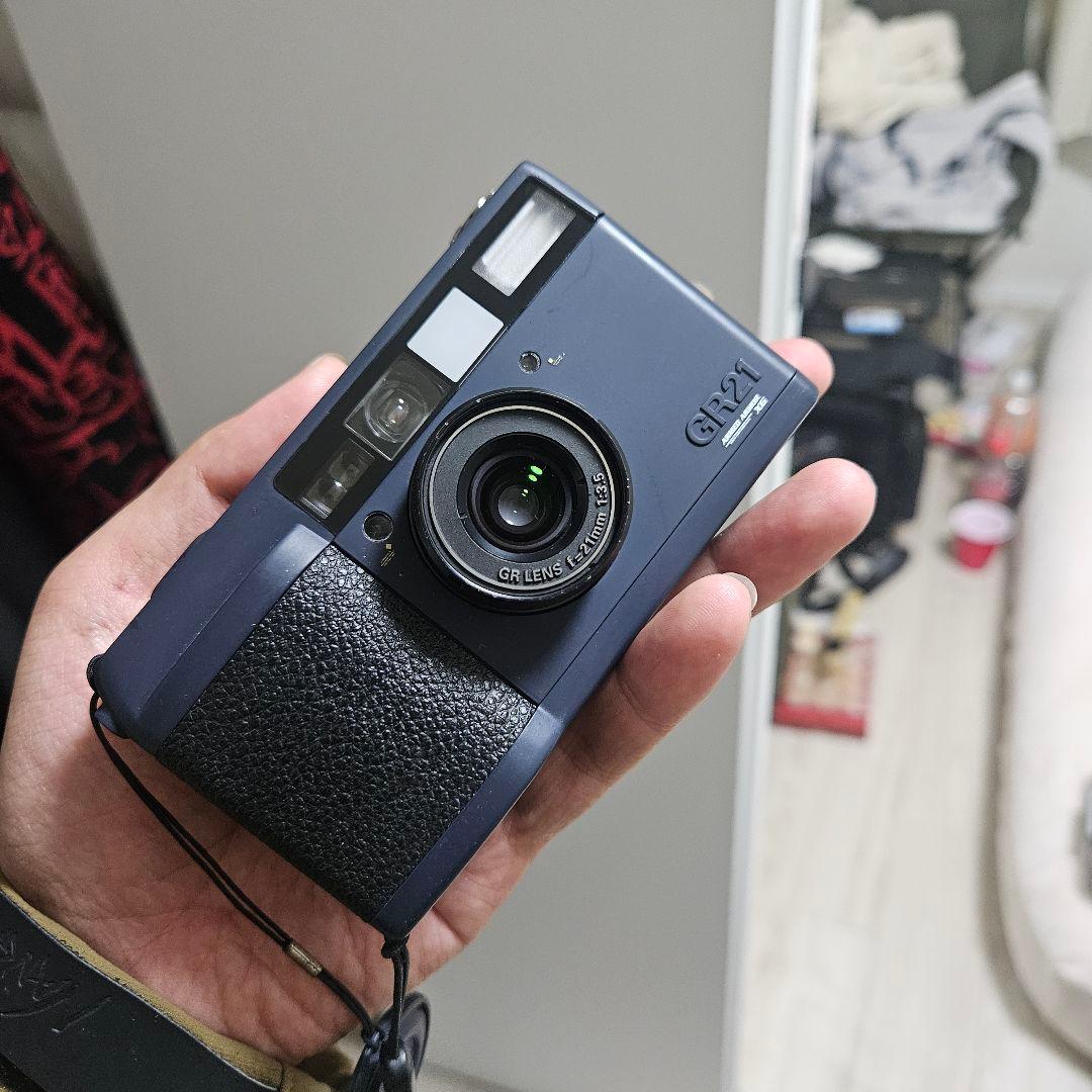 世界に一台フルカスタム RICOH GR21 | ダークネイビーカラ 一仕上げ