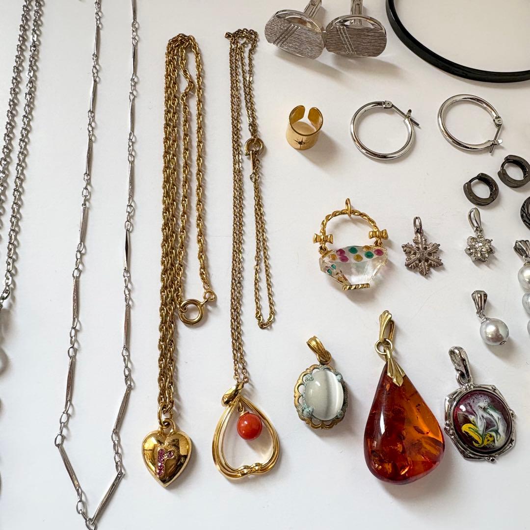 カ*ソ様 遺品整理 アクセサリーまとめ売り