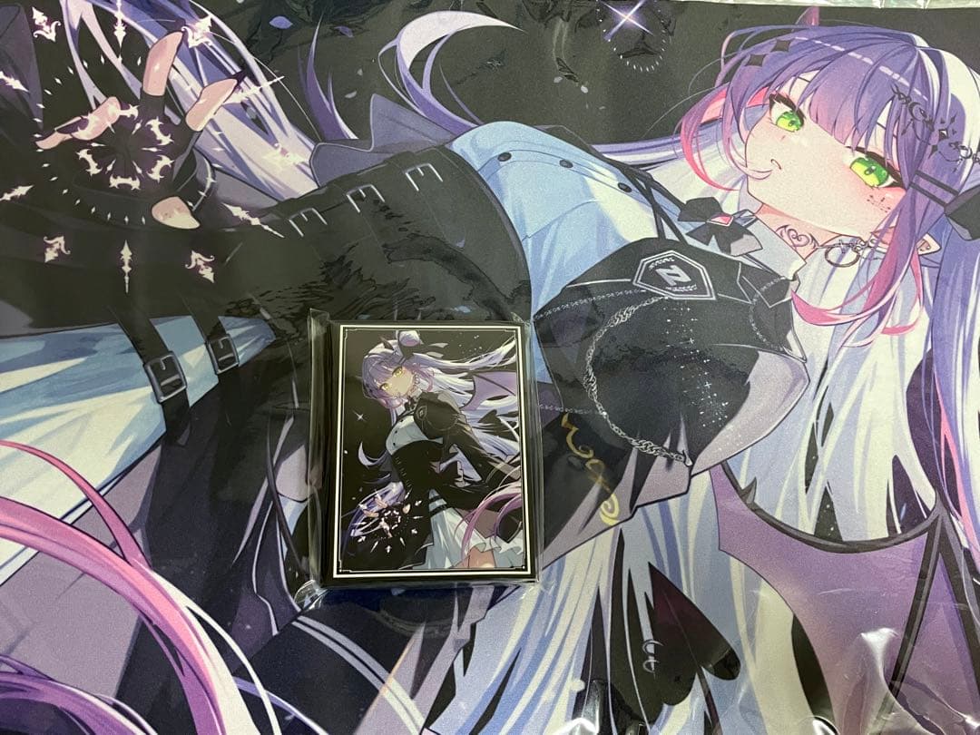 混沌の女神様　スリーブ　プレイマット　ホロライブ　常闇トワ