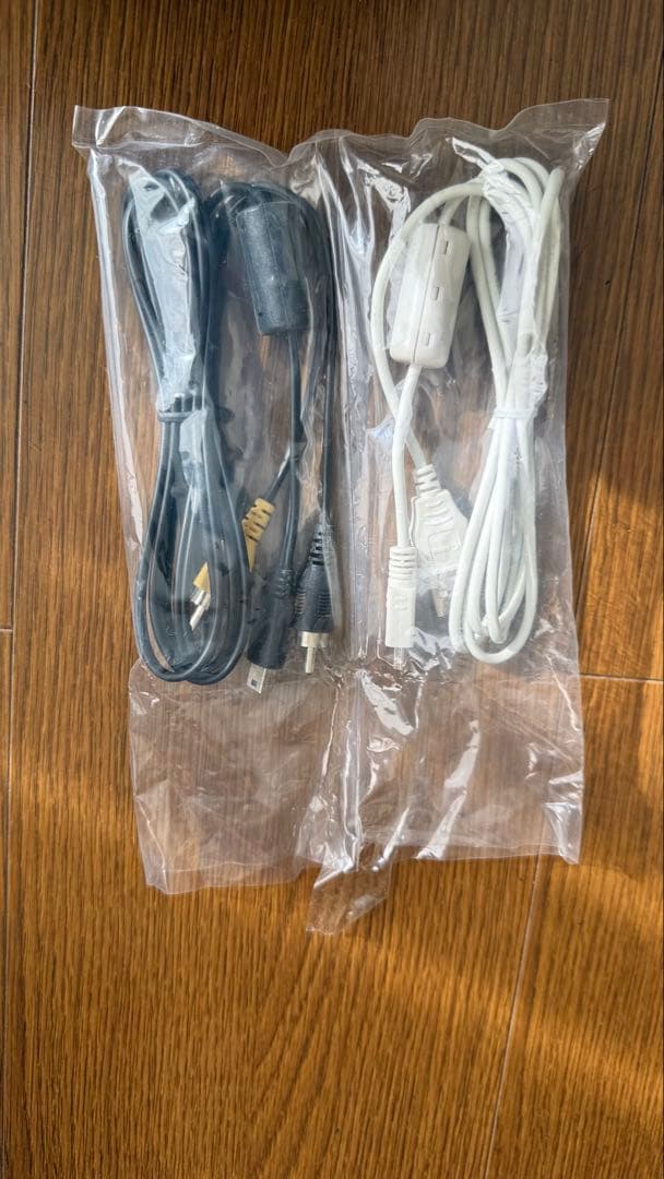 人気モデル Canon IXY 10S ブラック コンパクトデジタルカメラ