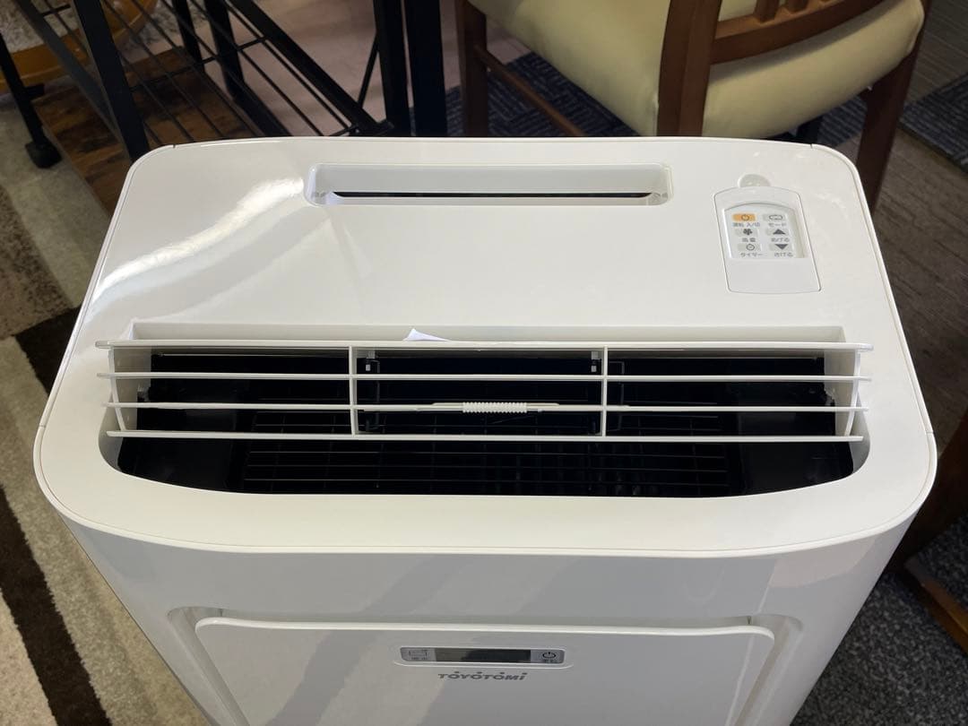 トヨトミ　スポット冷暖エアコン　TAD-22MW　2022年製　仙台　宮城