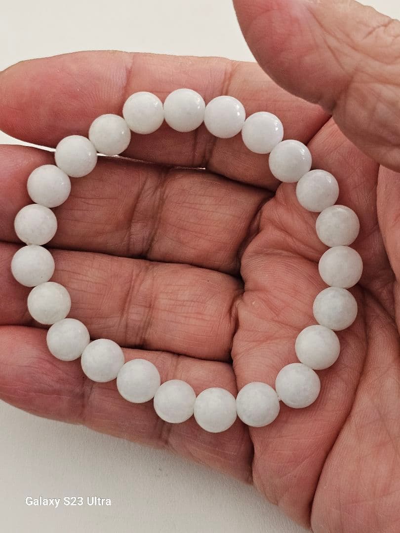 糸魚川翡翠氷種８mm２３玉ブレスレット