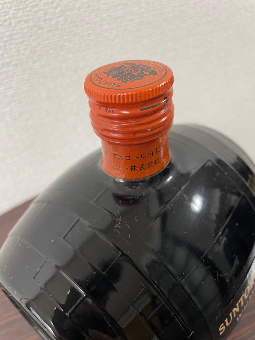 サントリー オールド ウイスキー 樽型