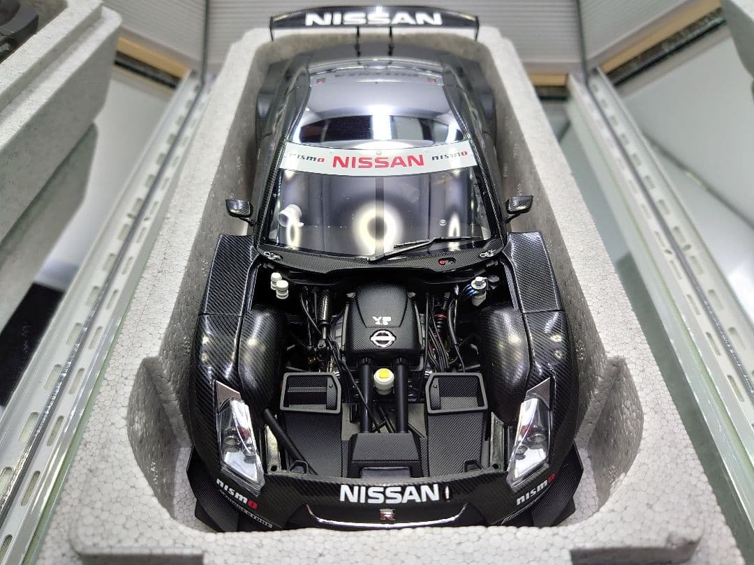 AUTOart NISSAN GT−R TEST CAR #230