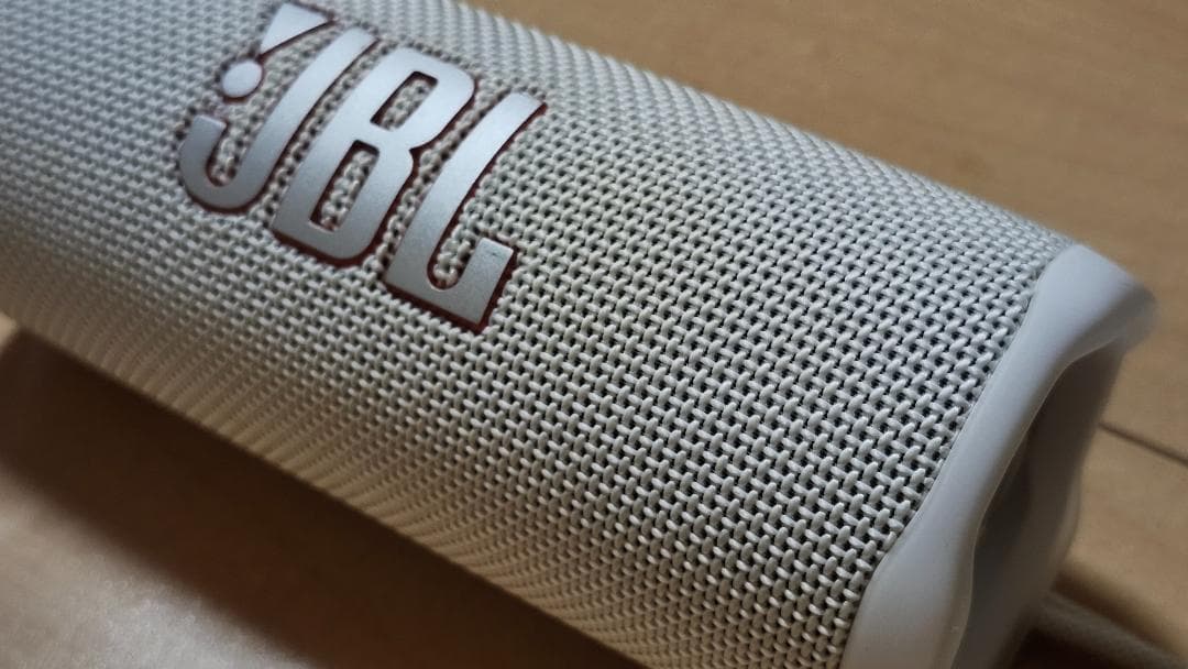 JBL Flip6 ホワイト