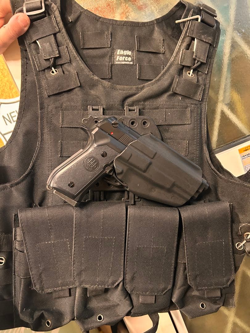 イーグルフォース　サバゲー　ベスト　まとめ売り　ホルスター　膝当て