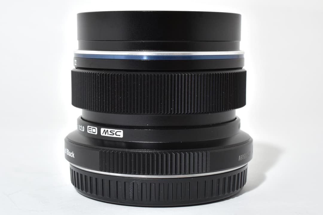 オリンパス M.ZUIKO DIGITAL ED 12mm F2.0 C490