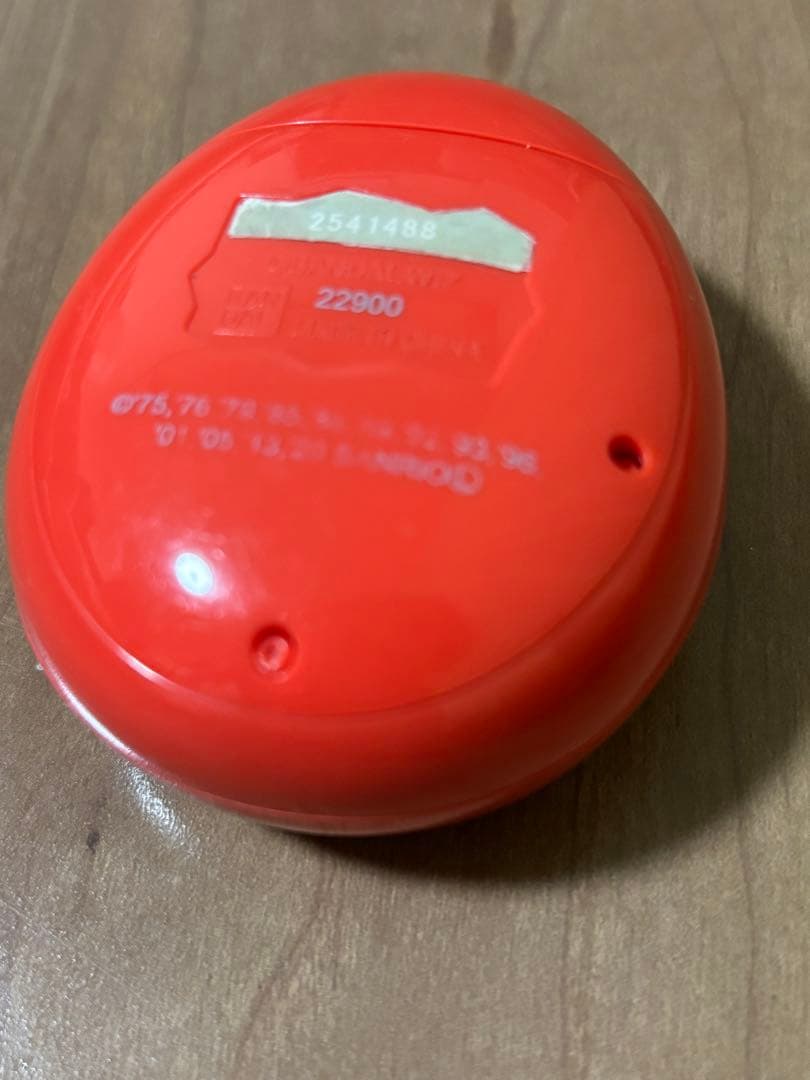 ねこ　動作確認済　たまごっち　みーつサンリオコラボ　赤色