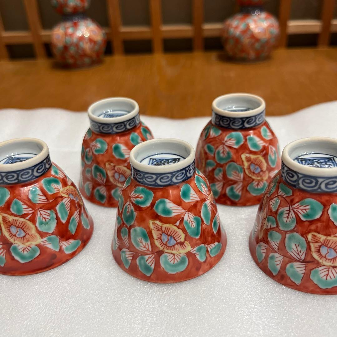 清水焼　平安壱楽　赤濃牡丹唐草 徳利✖️2個、お猪口✖️5個
