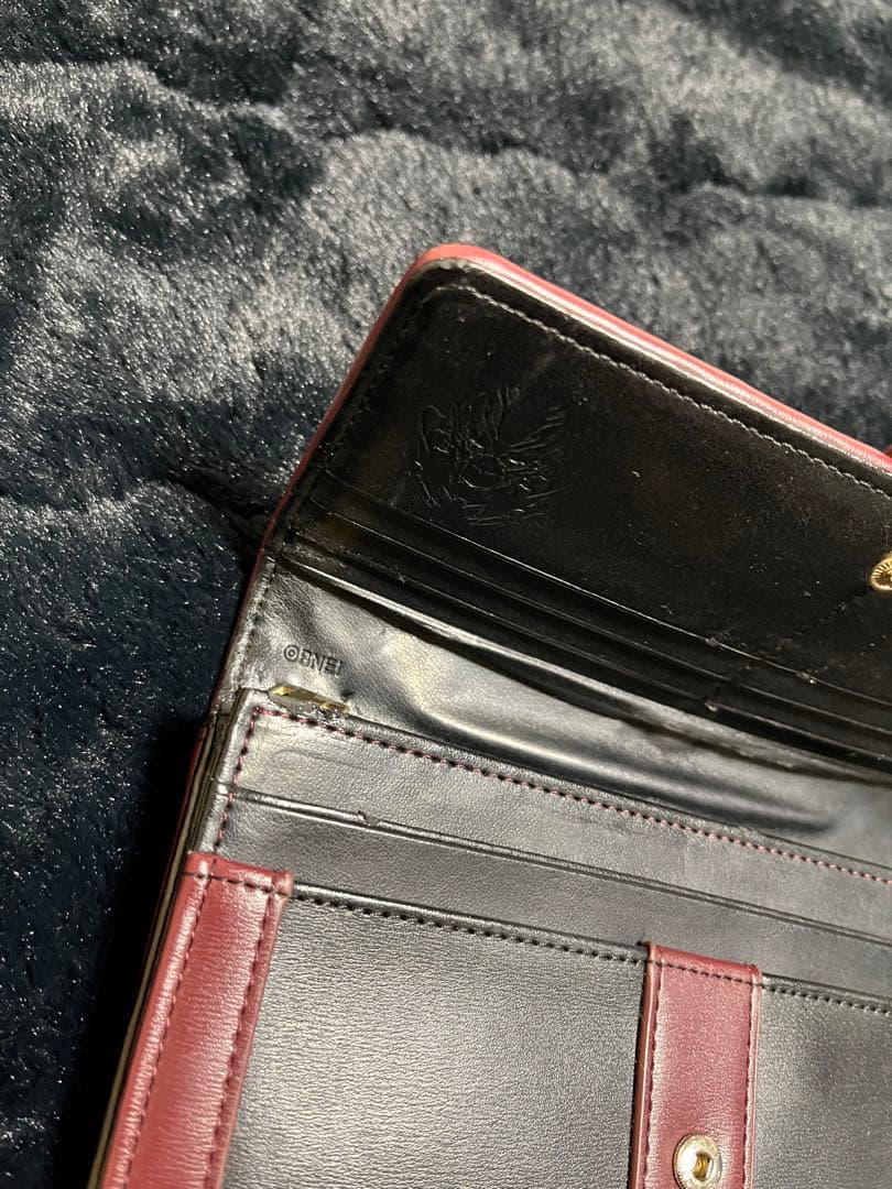 supergroupies ルイモデル 財布　codevein