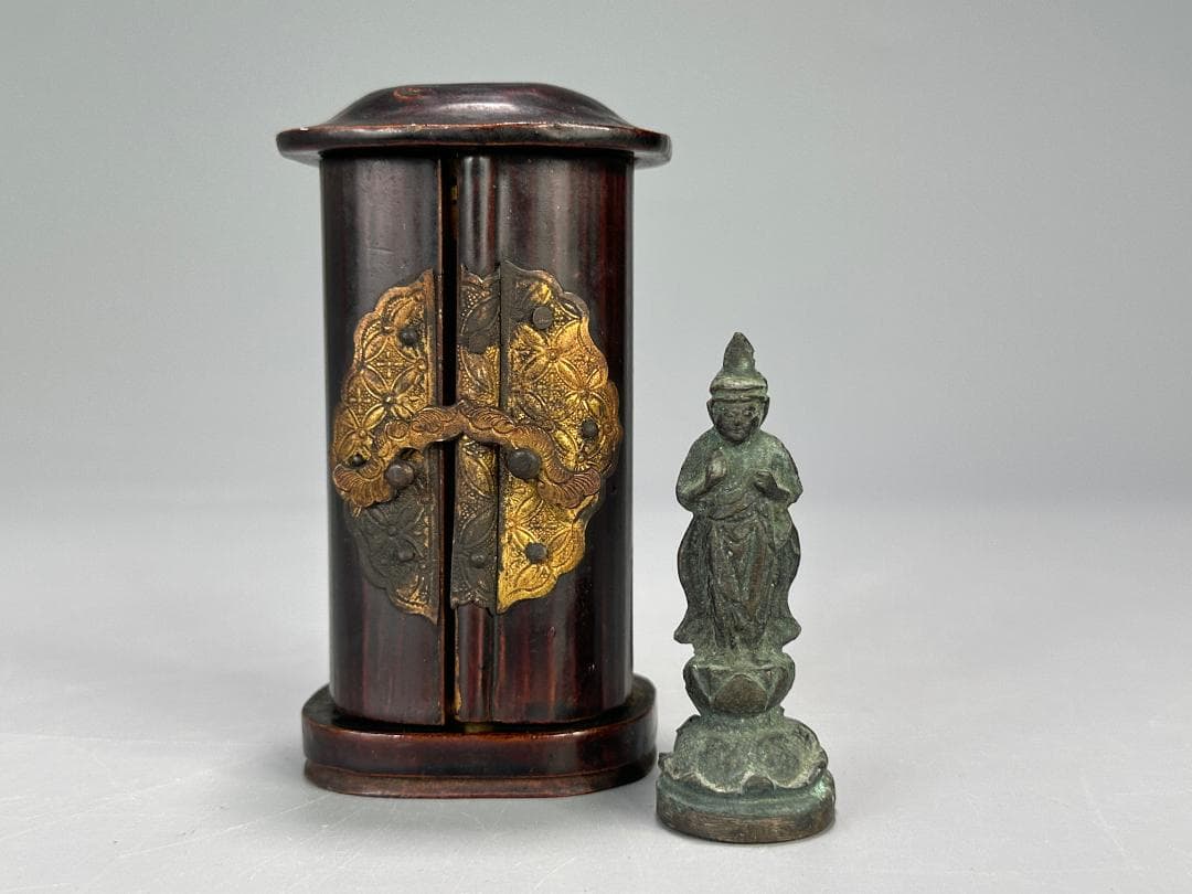 仏教美術　江戸時代　古銅製　観音像　銅仏　豆仏　時代厨子付き　古仏