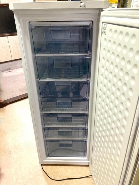 アイリスオーヤマ 冷凍庫 IUSD-18A-W 175L 2022年製