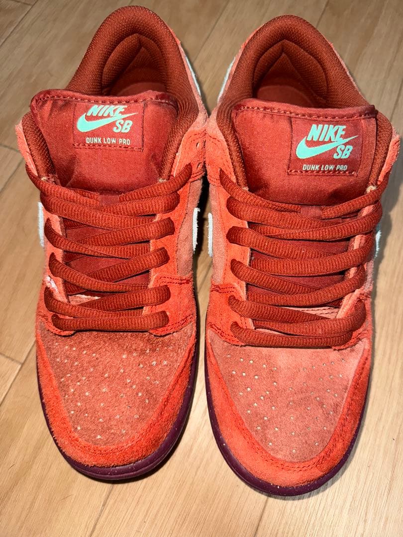 スケートボード Nike Dunk SB Low Pro Premium Mystic RED