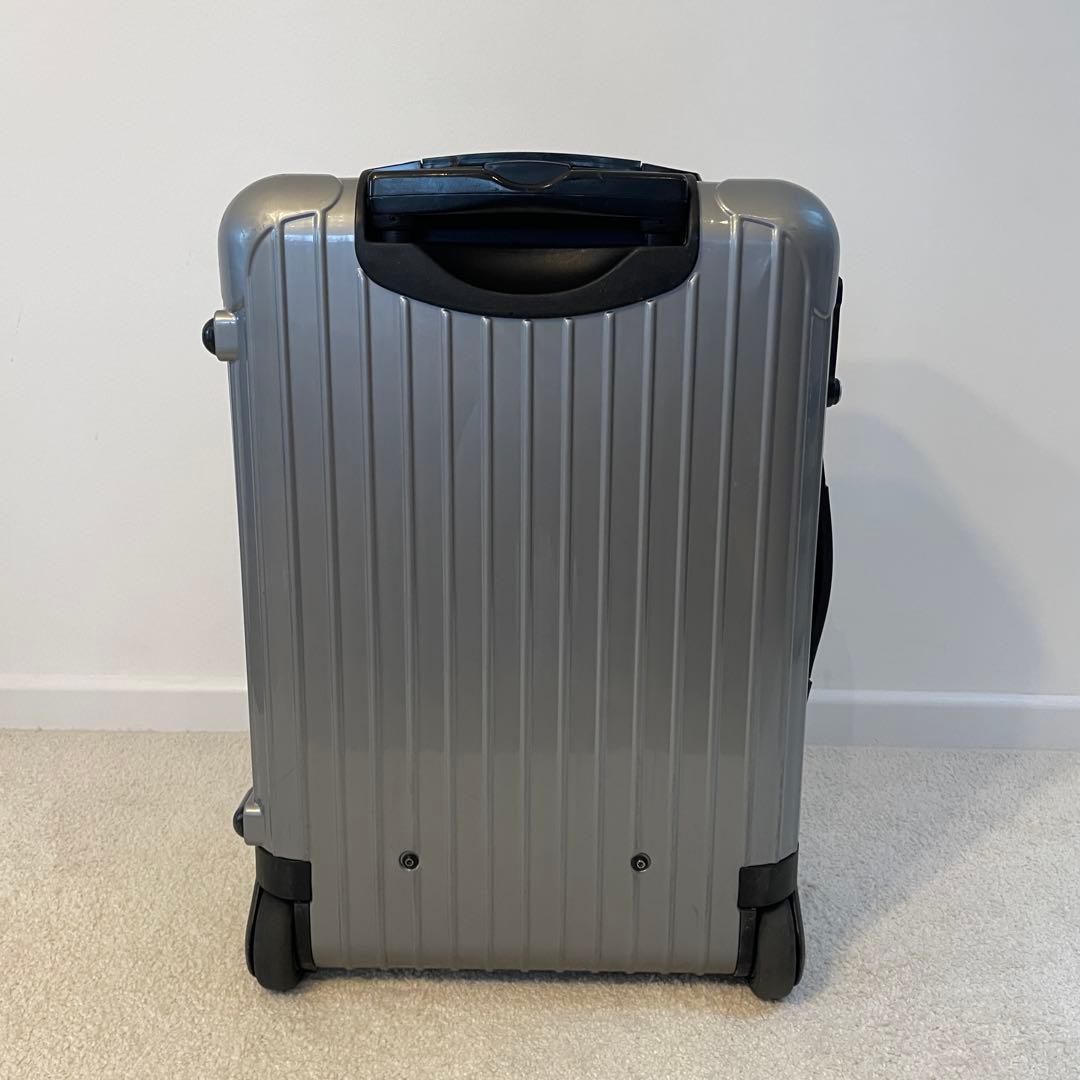 RIMOWA Lufthansa Salsa Cabin 2輪 グレー 35L
