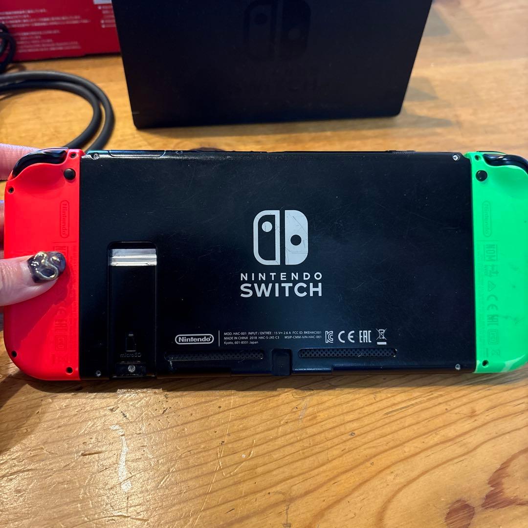 ニンテンドースウィッチ　Nintendo Switch 本体一式　ケースおまけ
