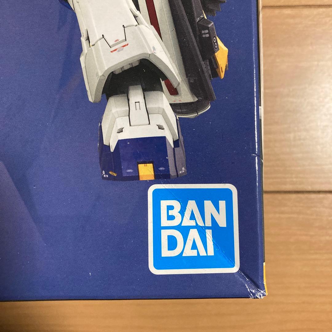 ガンプラ　RG νガンダム　HG ジェガン