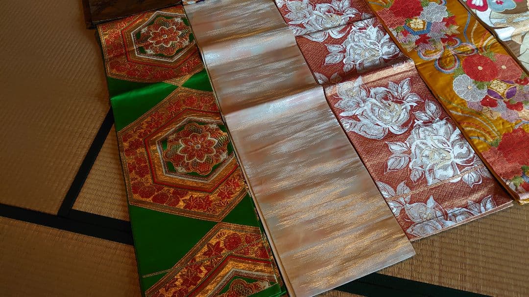 袋帯　着物　帯　刺繍　金糸　旧家　１０種　１０枚