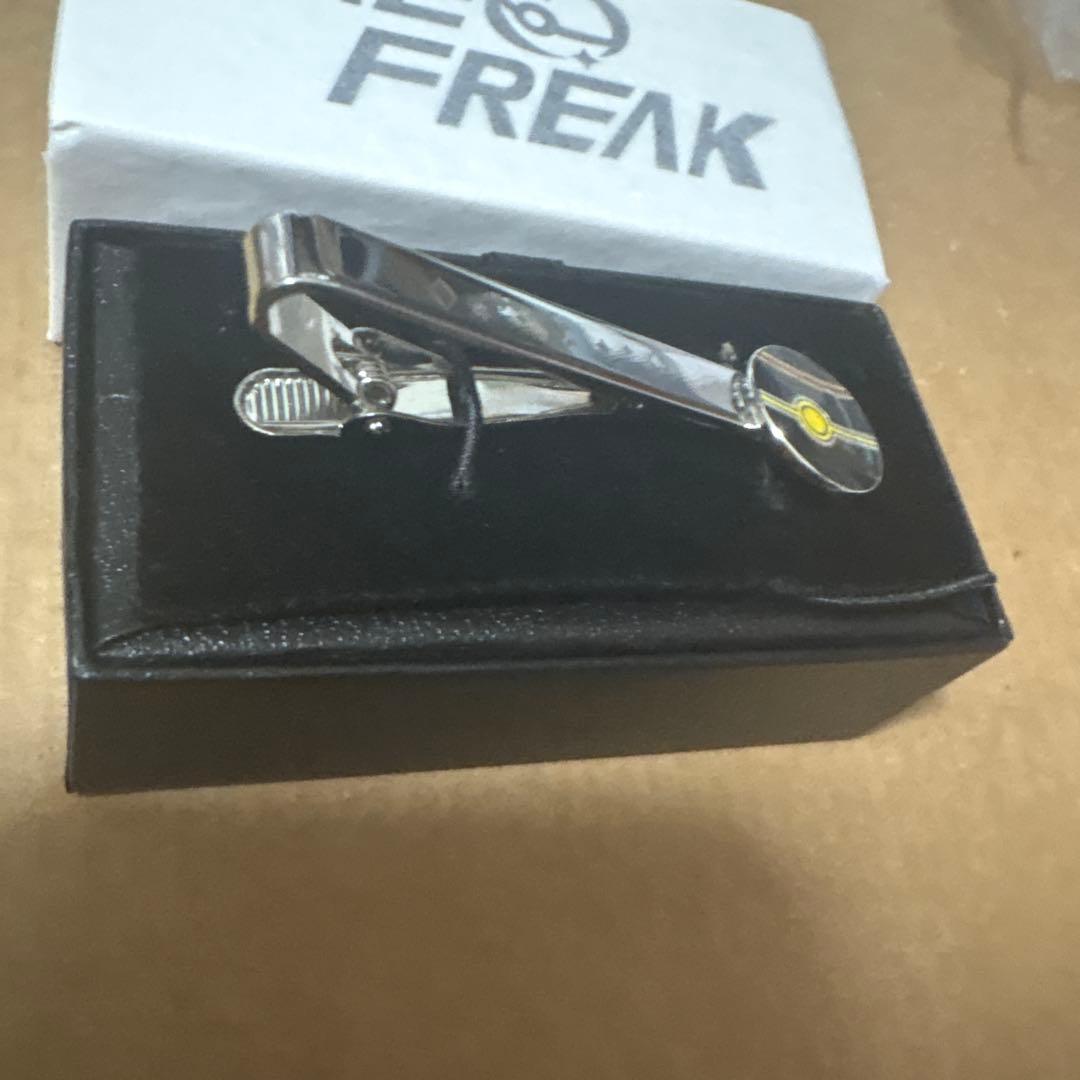 ポケモンセンターネクタイピン BALL FREAK ミミッキュ×ゴージャスボール