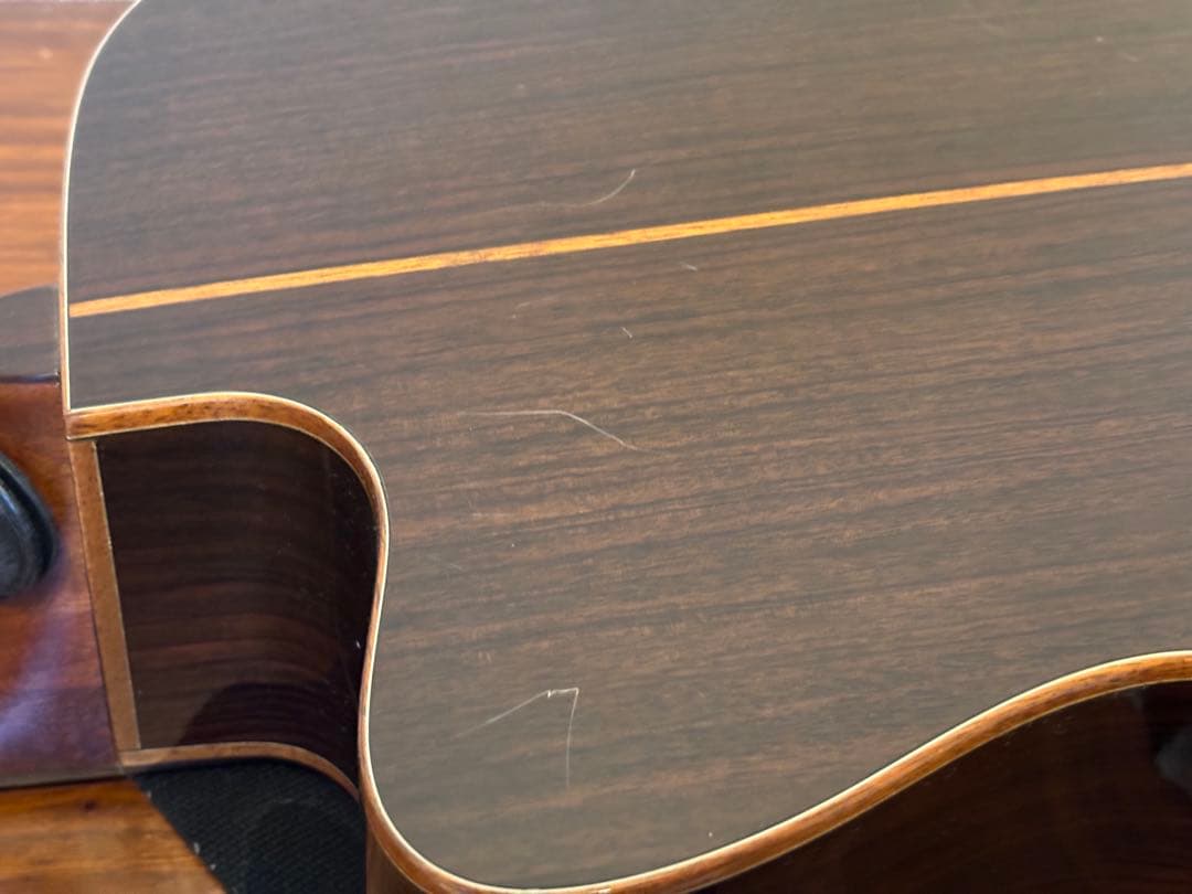 【美品】YAMAHA AC3R エレアコギター　チューナー機能付き