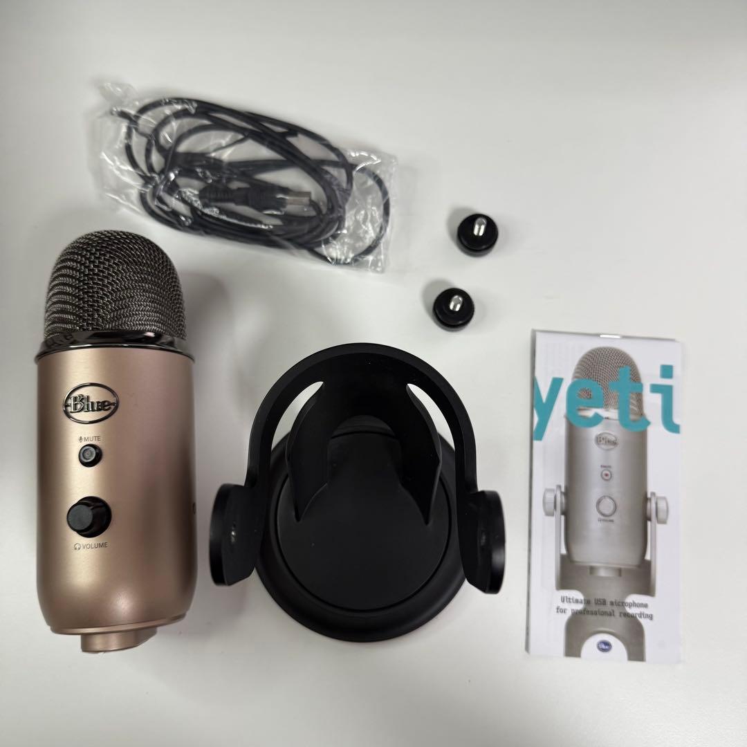 Blue Yeti USBマイク 本体と付属品