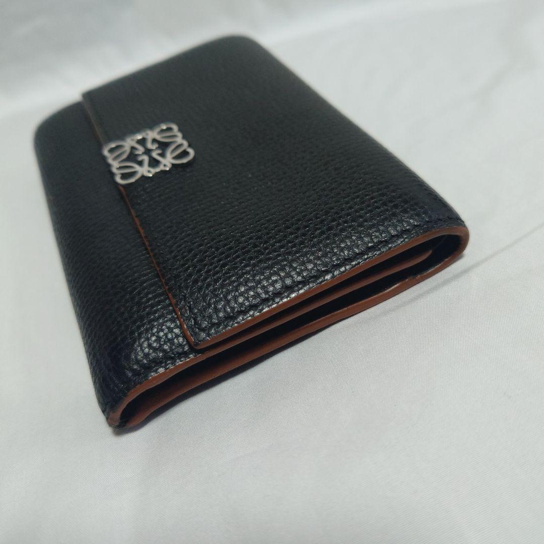 専用ページ✨️新春SALE✨️　LOEWE　レザー　三つ折り財布　ブラック