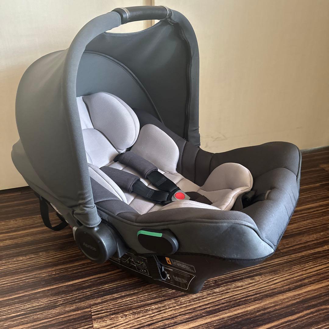 【美品】アップリカ ベビーシート エアキャリー AB シートベルト固定 R129