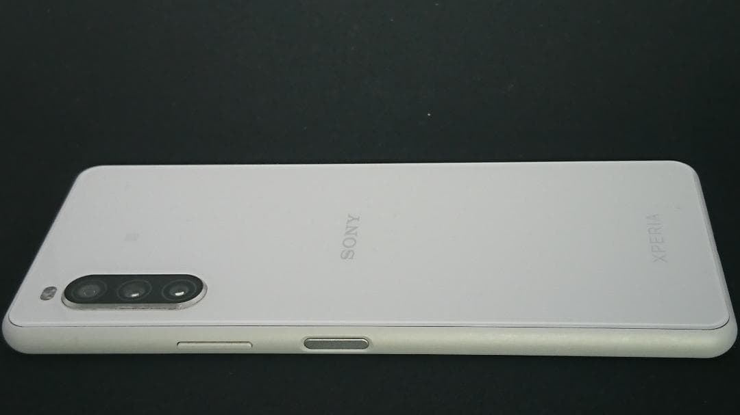 SONY Xperia 10 ll XQ-AU42 ホワイト