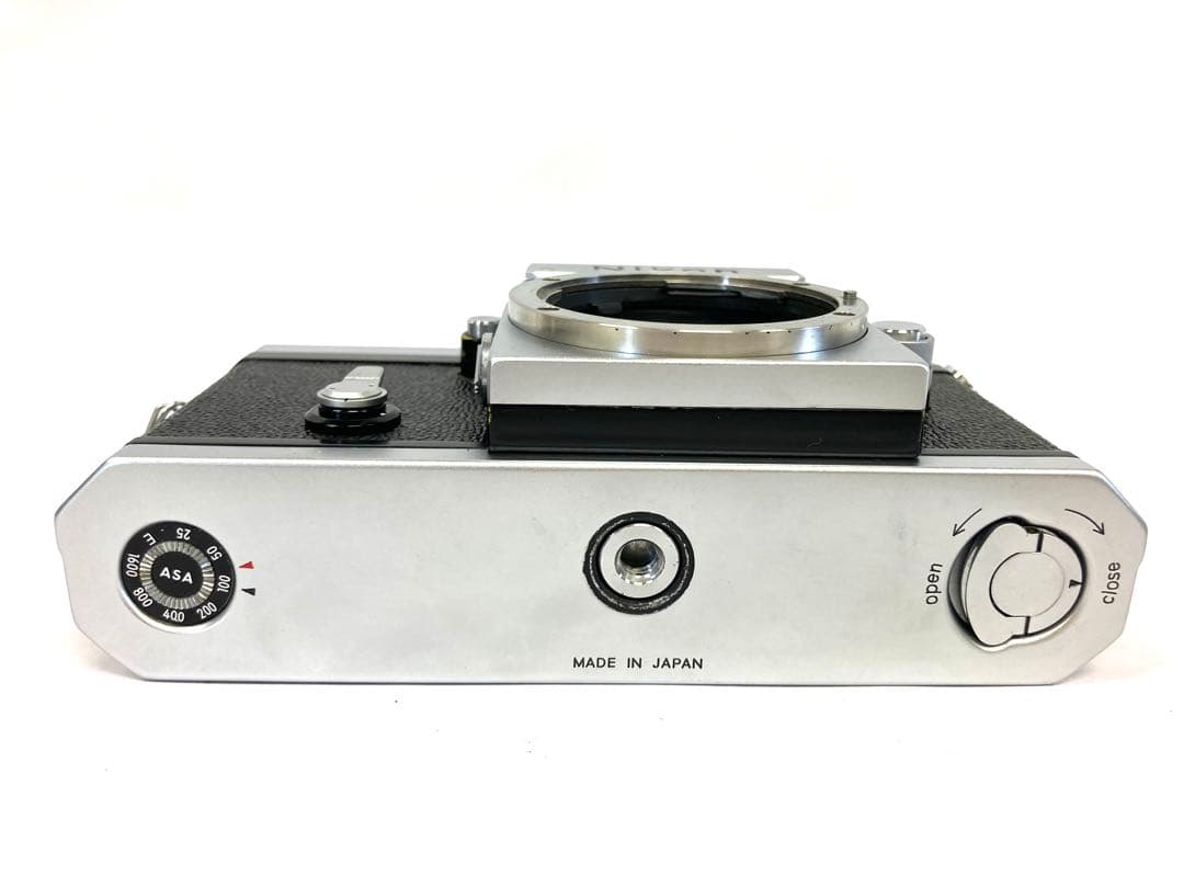 Nikon F 一眼レフフィルムカメラ ＋ NIKKOR S・C レンズ