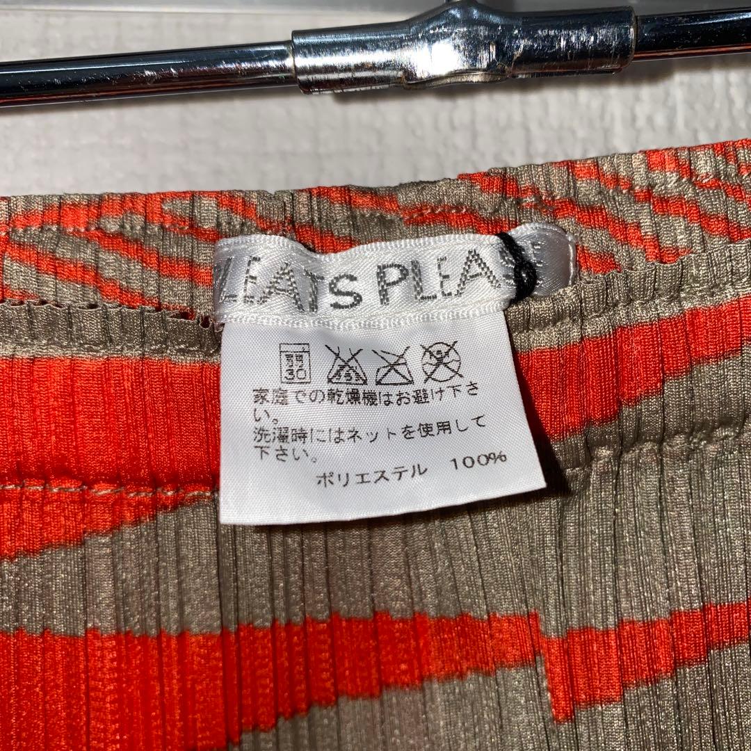 プリーツプリーズ パンツ　サイズ3