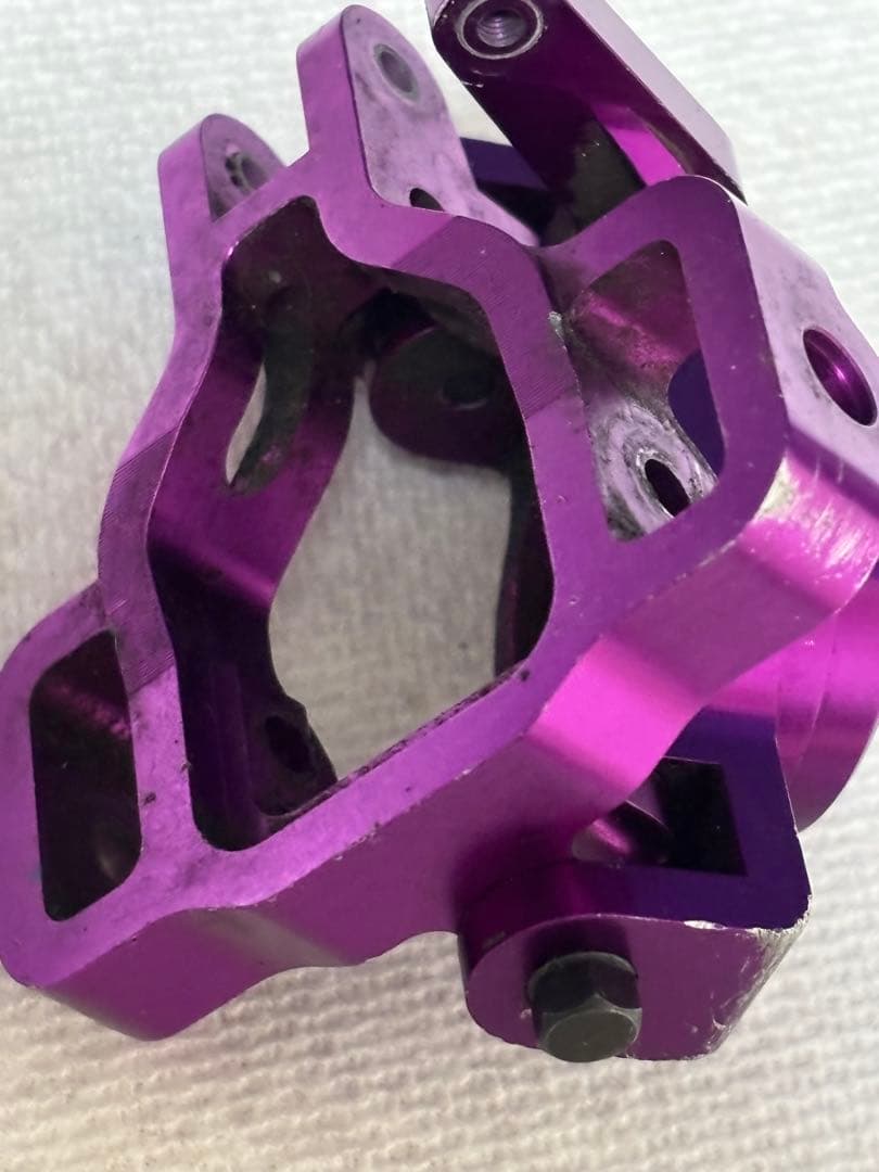 hpiサベージ アップライト　ナックル　ハブ