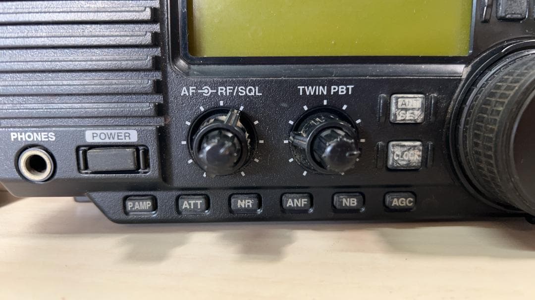 iCOM /IC-R75　レシーバー　 無線機　ジャンク品　アイコム