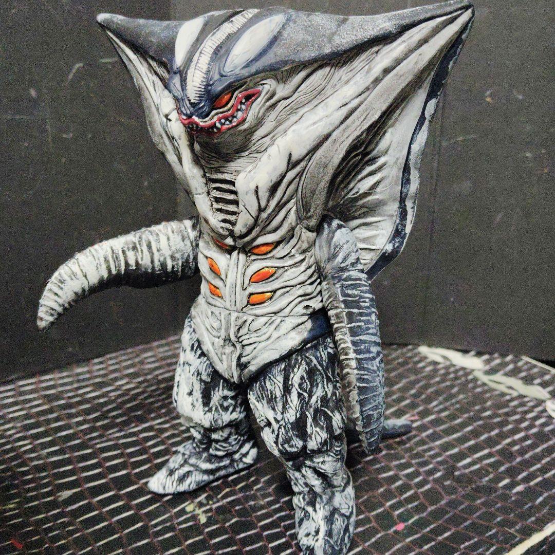 シャーク尊ウルトラ怪獣旧型ソフビスキューラ.ガゾート