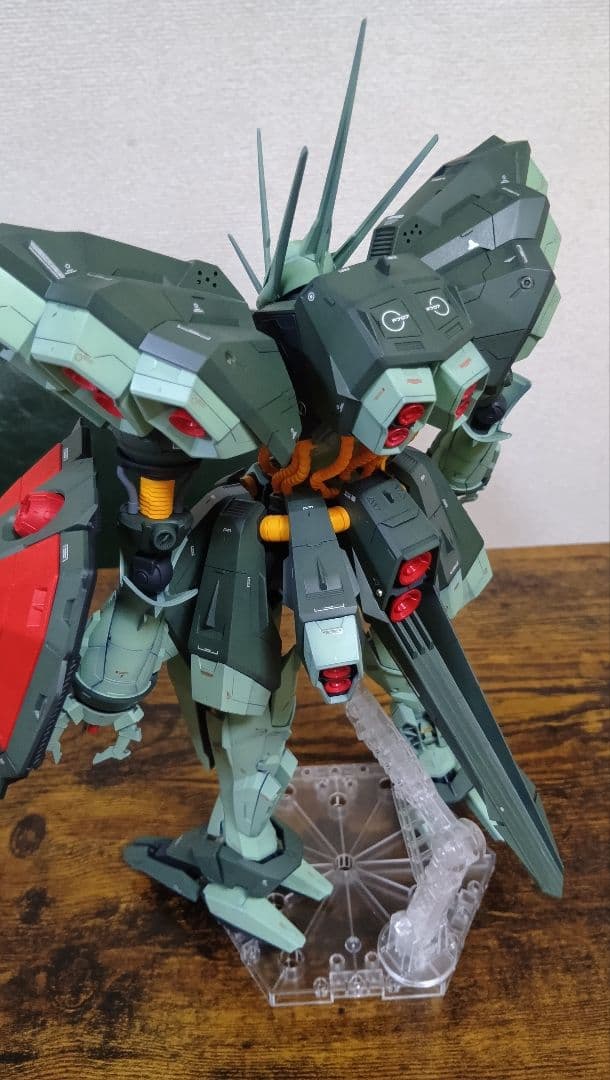 ガンプラ　ZZガンダム re 1/100 ハンマ・ハンマ　塗装済完成品