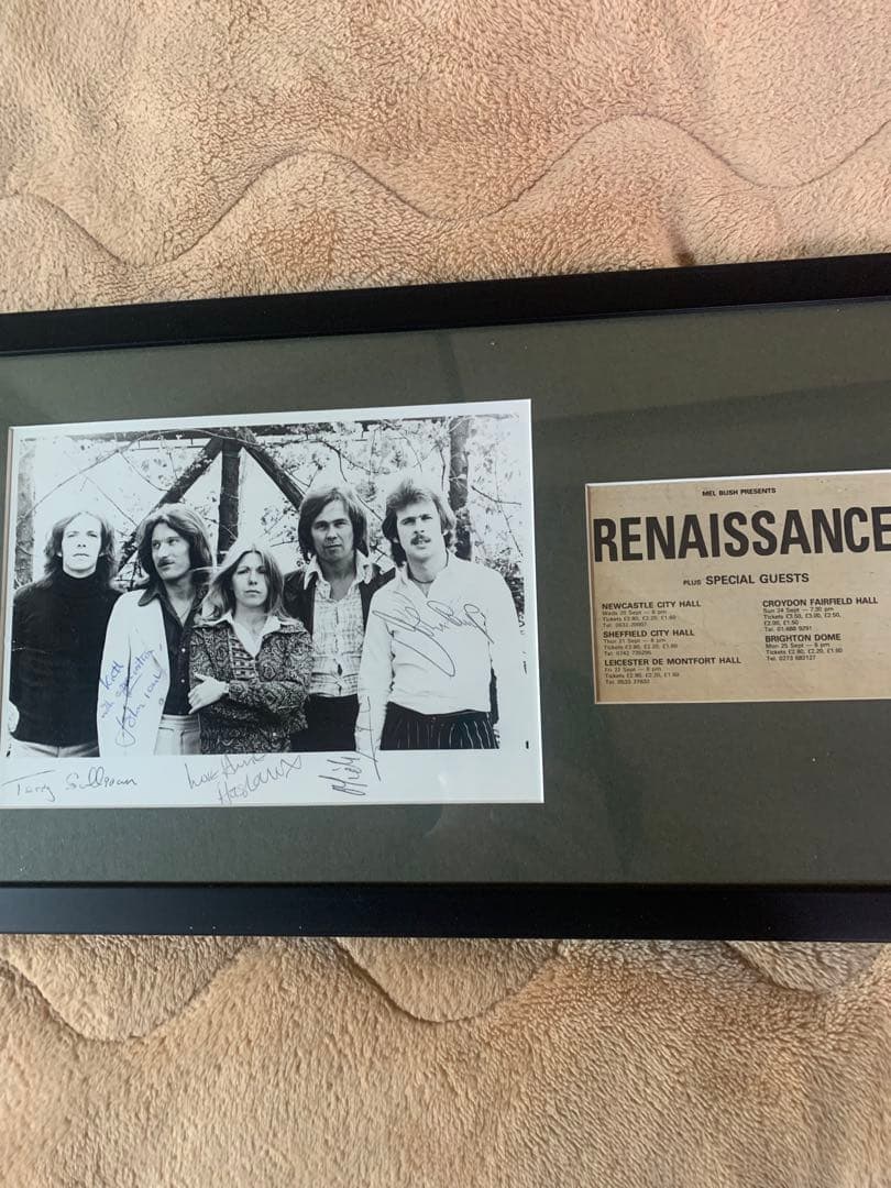 Renaissance サイン入り写真 フレーム付き