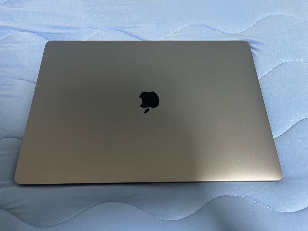 Macbook pro 16 インチ2019 64GB/1T