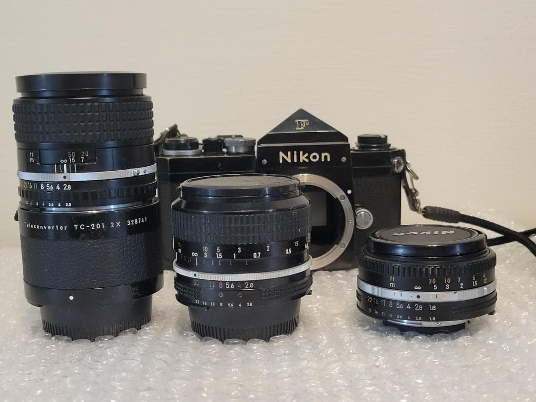 T*s様 Nikon F フィルムカメラ ブラック　レンズ3本セット！！
