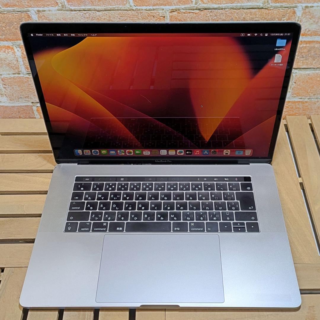 (2596)MacBook Pro i7 16GBメモリ 512GB 15インチ
