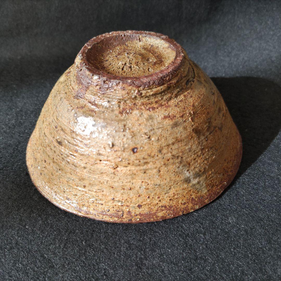 小林東五　伊羅保茶碗　茶道具　中古品　ホツ（小さな欠け）あり　ご飯茶碗にも